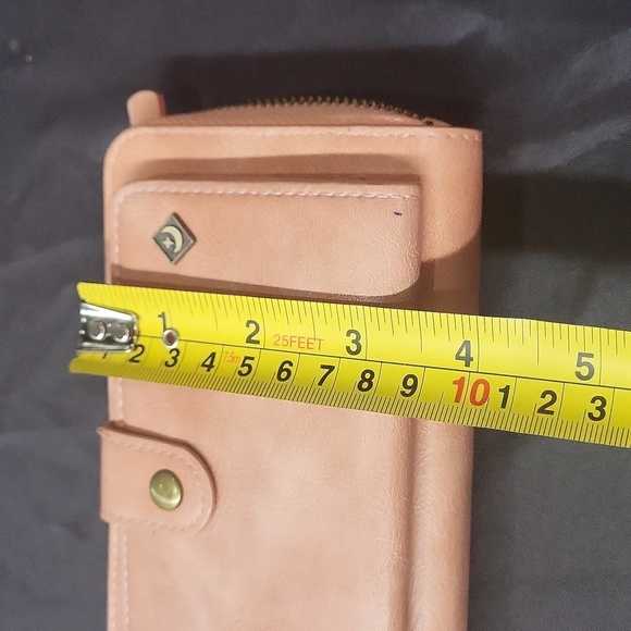 Pola Wallet / Phone Wallet - Picture 10 of 11